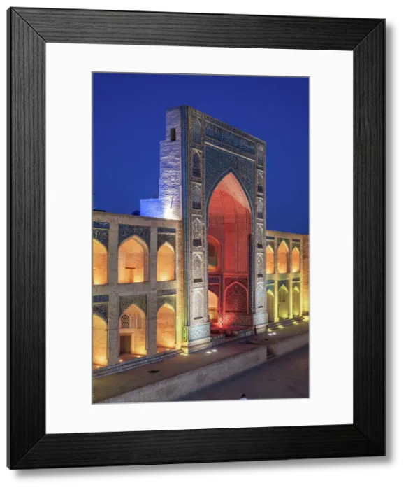 Framed Print : Mir-i-Arab Madrasah, Bukhara, Uzbekistan Framed Print : Mir-i-Arab Madrasah, Bukhara, Uzbekistan