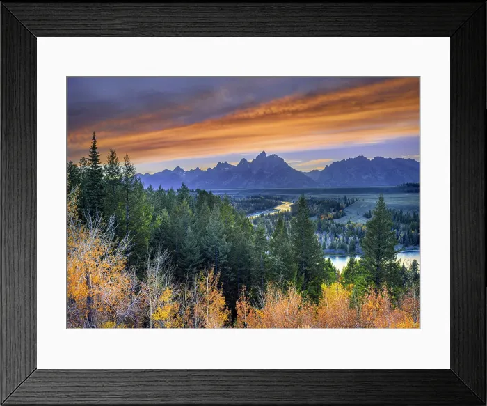 Framed Print : Sunset, Snake River Overlook with Grand Teton Mountain Range Grand Teton National Park in Autumn Wyoming, USA Framed Print : Sunset, Snake River Overlook with Grand Teton Mountain Range Grand Teton National Park in Autumn Wyoming, USA