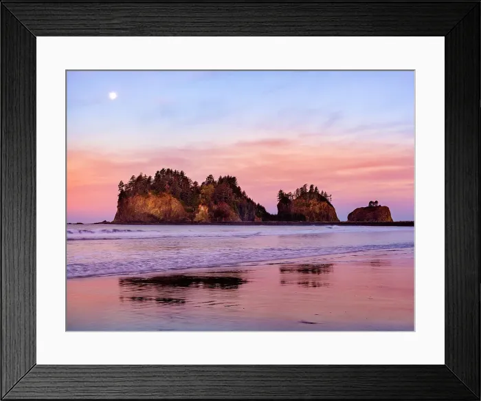 Framed Print : Sea Stacks at First Beach, sunrise, La Push Olympic national Park, Washington State, USA Framed Print : Sea Stacks at First Beach, sunrise, La Push Olympic national Park, Washington State, USA