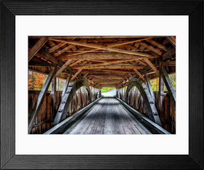 Framed Print : Taftsville Covered Bridge, Queechee Woodstock, Vermont, New England, USA Framed Print : Taftsville Covered Bridge, Queechee Woodstock, Vermont, New England, USA