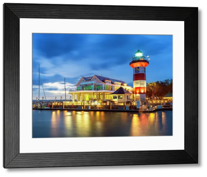Framed Print : Lighthouse, Harbour Town, Sea Pines Hilton Head Island, South Carolina, USA Framed Print : Lighthouse, Harbour Town, Sea Pines Hilton Head Island, South Carolina, USA