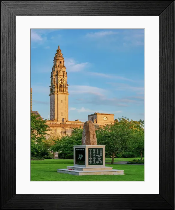 Framed Print : Falkland Islands War Memorial at Alexandra Gardens and City Hall at sunset, Cardiff, Wales, United Kingdom Framed Print : Falkland Islands War Memorial at Alexandra Gardens and City Hall at sunset, Cardiff, Wales, United Kingdom