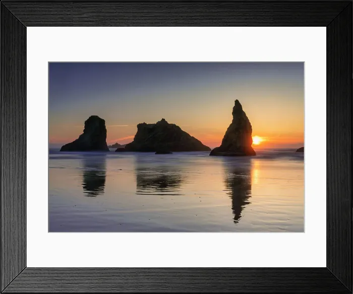 Framed Print : Sea Stacks at Sunset, Bandon Beach, Oregon, USA Framed Print : Sea Stacks at Sunset, Bandon Beach, Oregon, USA