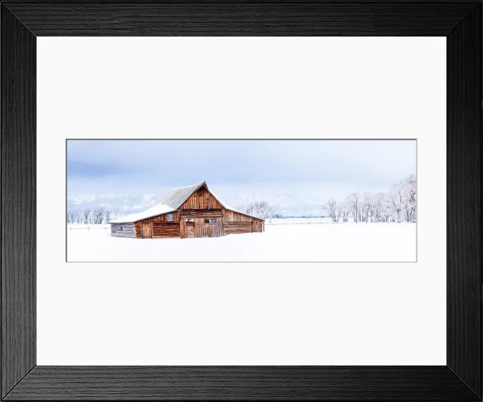 Framed Print : Moulton Barn, Mormon Row in Winter with lots of Snow Freezing Cold Grand Teton National Park, Wyoming, USA Framed Print : Moulton Barn, Mormon Row in Winter with lots of Snow Freezing Cold Grand Teton National Park, Wyoming, USA