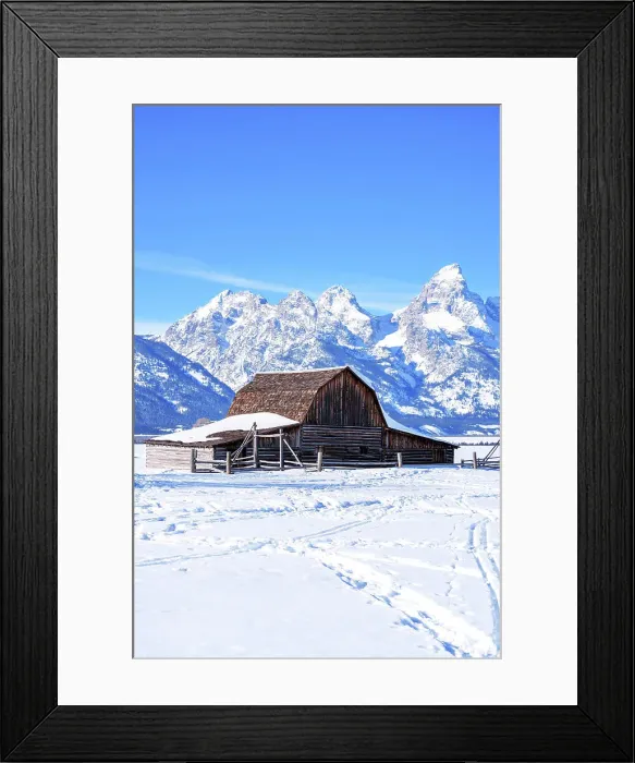 Framed Print : Moulton Barn, Mormon Row in Winter with lots of Snow Freezing Cold Grand Teton National Park, Wyoming, USA Framed Print : Moulton Barn, Mormon Row in Winter with lots of Snow Freezing Cold Grand Teton National Park, Wyoming, USA