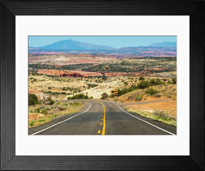 Framed Print : Road in Capitol Reef National Park, Utah, USA Framed Print : Road in Capitol Reef National Park, Utah, USA