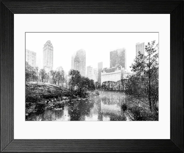 Framed Print : Central Park, winter, skyline isnow, Manhattan, New York City, New York, USA Framed Print : Central Park, winter, skyline isnow, Manhattan, New York City, New York, USA
