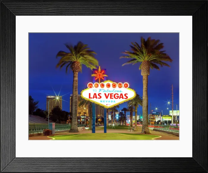 Framed Print : Las Vegas Famous Welcome Sign, Illuminated, Neon, Las Vegas, Nevada, USA Framed Print : Las Vegas Famous Welcome Sign, Illuminated, Neon, Las Vegas, Nevada, USA