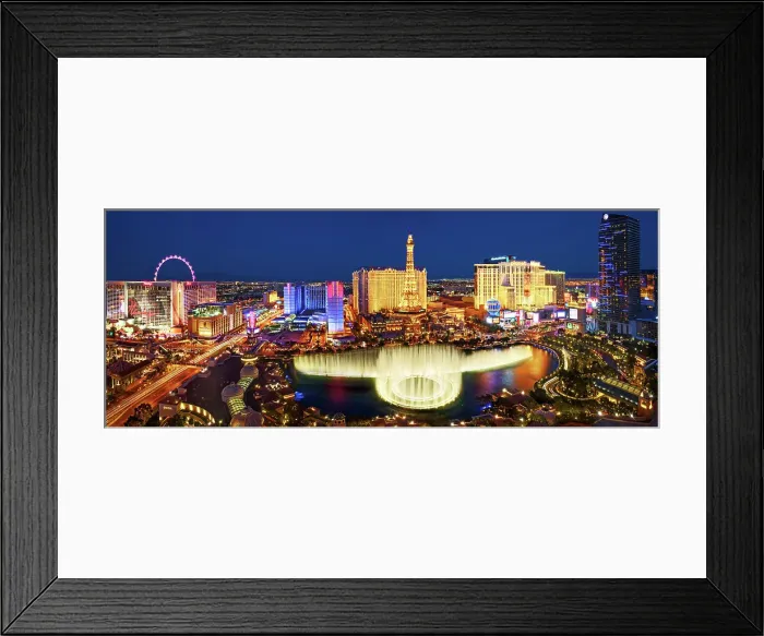 Framed Print : Strip View with Bellagio Fountain and Paris Hotel at night, Las Vegas, Nevada, USA Framed Print : Strip View with Bellagio Fountain and Paris Hotel at night, Las Vegas, Nevada, USA