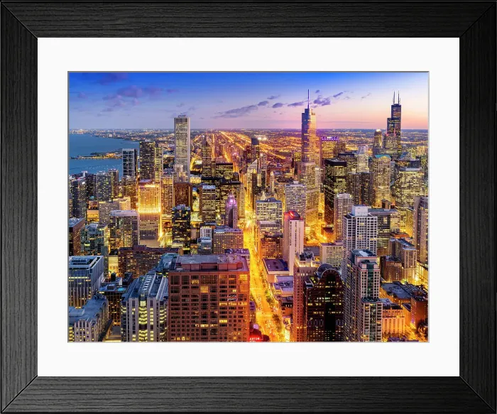 Framed Print : Skyline of Downtown Chicago with views to Willis Tower and Trump Tower, Chicago, Illinois, Midwest, USA Framed Print : Skyline of Downtown Chicago with views to Willis Tower and Trump Tower, Chicago, Illinois, Midwest, USA