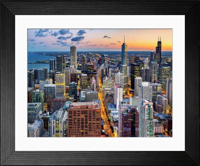 Framed Print : Skyline of Downtown Chicago with views to Willis Tower and Trump Tower, Chicago, Illinois, Midwest, USA Framed Print : Skyline of Downtown Chicago with views to Willis Tower and Trump Tower, Chicago, Illinois, Midwest, USA