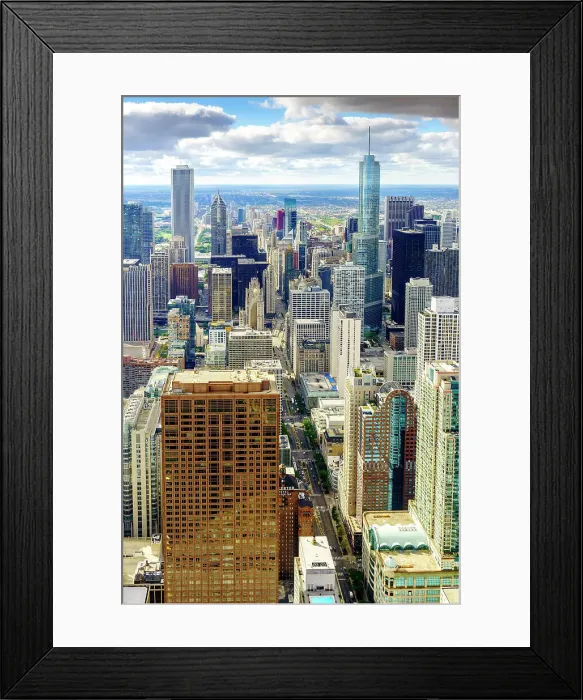 Framed Print : Skyline of Downtown Chicago with views to Willis Tower and Trump Tower, Chicago, Illinois, Midwest, USA Framed Print : Skyline of Downtown Chicago with views to Willis Tower and Trump Tower, Chicago, Illinois, Midwest, USA
