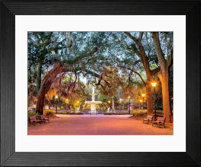 Framed Print : Forsyth Fountain, Forsyth Park Savannah, Georgia, USA Framed Print : Forsyth Fountain, Forsyth Park Savannah, Georgia, USA