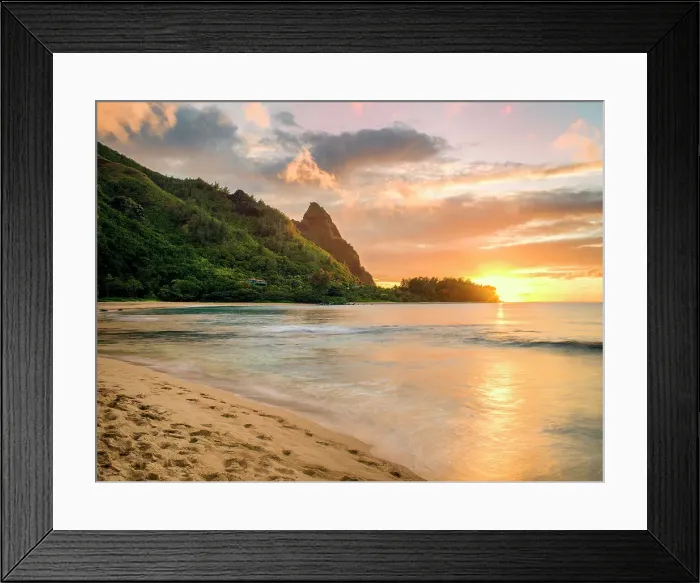Framed Print : Tunnels Beach, Kauai, Hawaii, USA Framed Print : Tunnels Beach, Kauai, Hawaii, USA