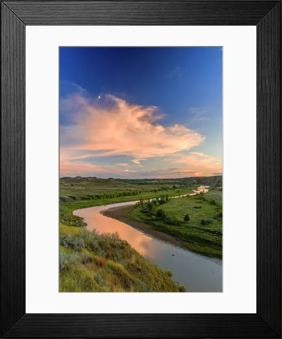 Framed Print : Evening clouds over the Little Missouri River Valley, Theodore Roosevelt NP (South Unit), North Dakota, USA Framed Print : Evening clouds over the Little Missouri River Valley, Theodore Roosevelt NP (South Unit), North Dakota, USA