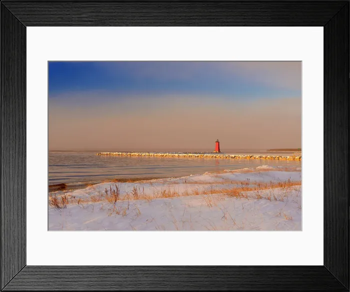Framed Print : Manistique lighthouse along Lake Michigan shoreline at dawn, Manistique, Michigan, USA Framed Print : Manistique lighthouse along Lake Michigan shoreline at dawn, Manistique, Michigan, USA