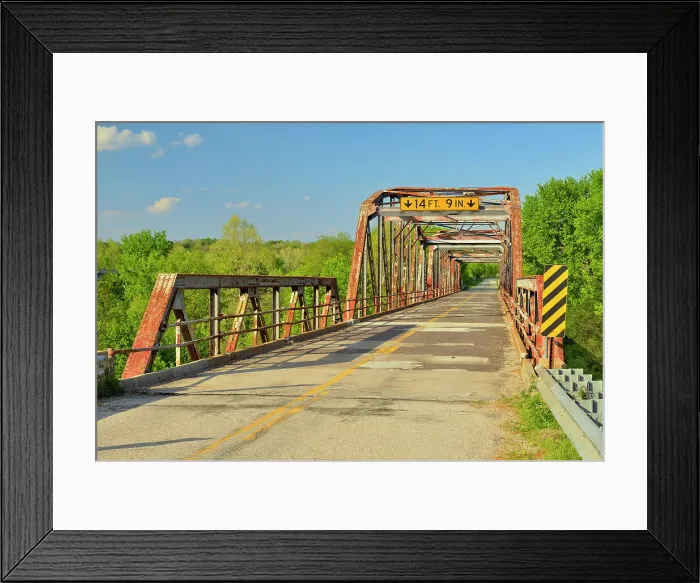 Framed Print : Bridge over Gasconade River, Richland, Missouri, USA Framed Print : Bridge over Gasconade River, Richland, Missouri, USA