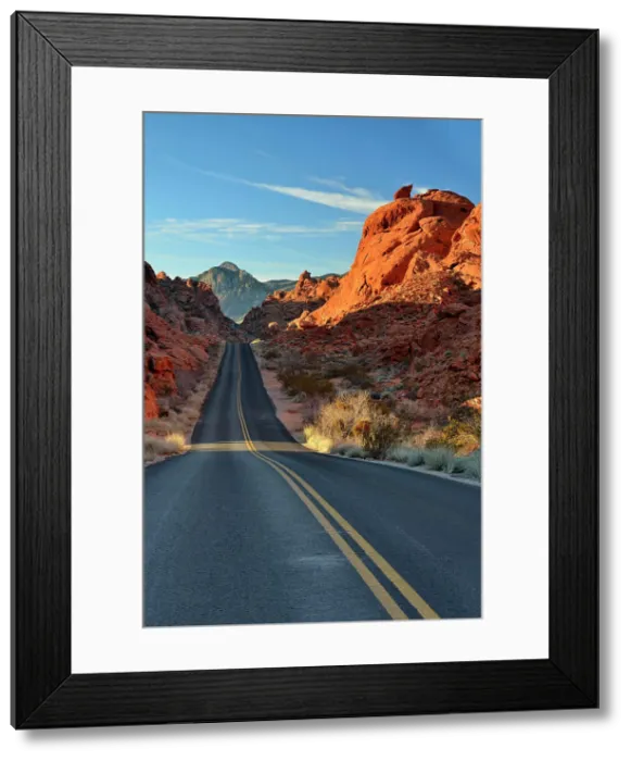 Framed Print : Weathered sandstone rock formations along the Scenic Drive, Valley of Fire State Park, Nevada, USA Framed Print : Weathered sandstone rock formations along the Scenic Drive, Valley of Fire State Park, Nevada, USA