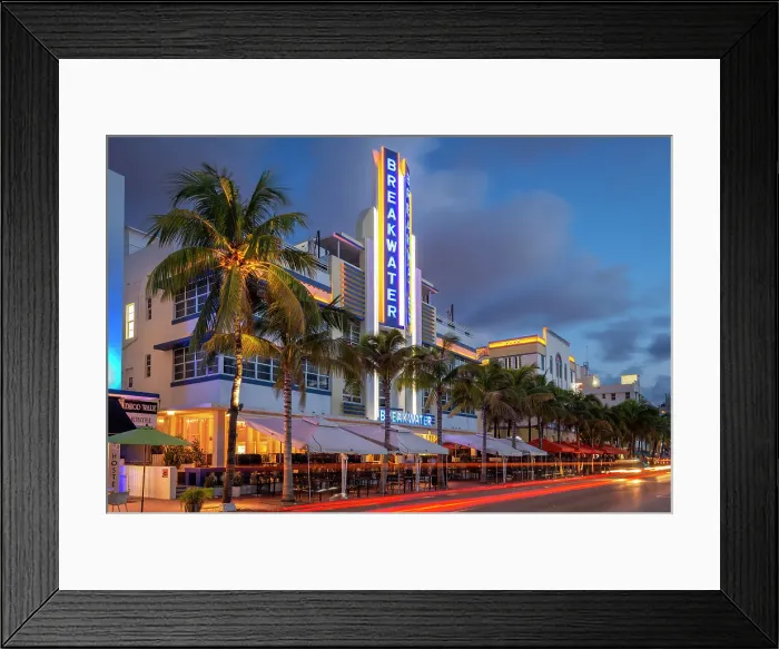 Framed Print : Ocean Drive, South Miami Beach, Miami, Florida, USA Framed Print : Ocean Drive, South Miami Beach, Miami, Florida, USA