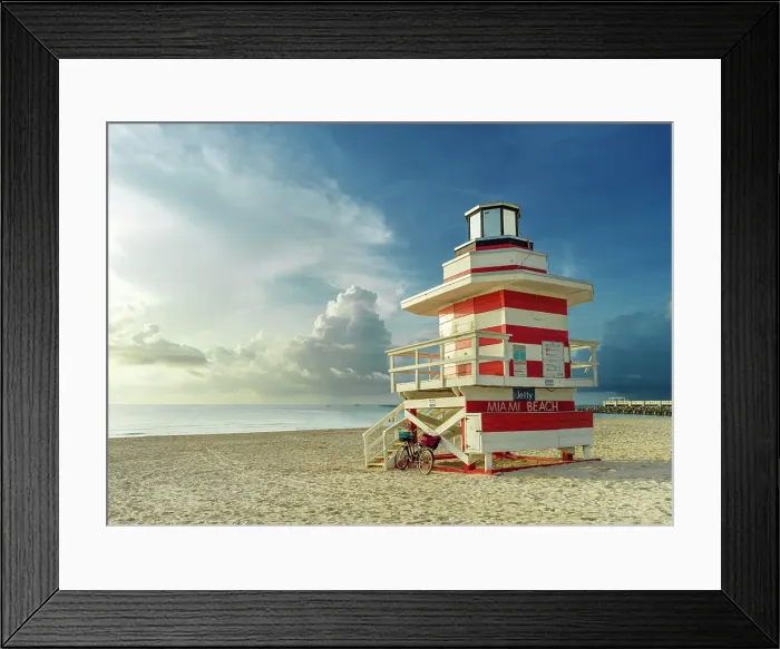 Framed Print : Liefguard hut, South Miami Beach, Miami, Florida, USA