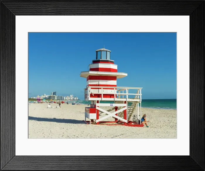 Framed Print : Liefguard hut, South Miami Beach, Miami, Florida, USA Framed Print : Liefguard hut, South Miami Beach, Miami, Florida, USA