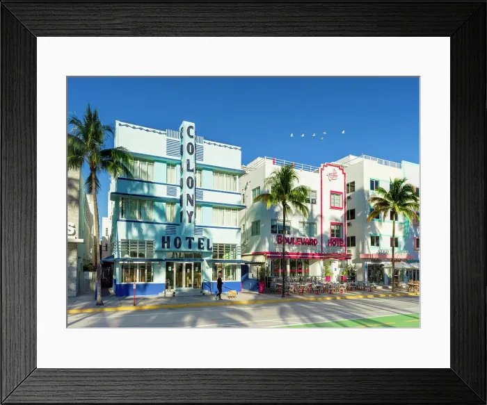 Framed Print : Ocean Drive Miami Art Deco District South Beach, Miami Beach, Miami, Florida, USA Framed Print : Ocean Drive Miami Art Deco District South Beach, Miami Beach, Miami, Florida, USA