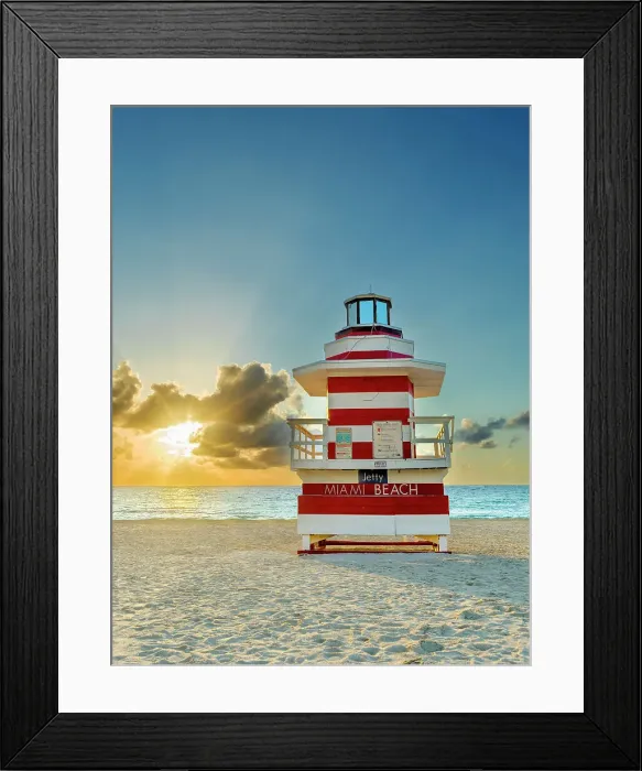 Framed Print : Liefguard hut, South Miami Beach, Miami, Florida, USA Framed Print : Liefguard hut, South Miami Beach, Miami, Florida, USA