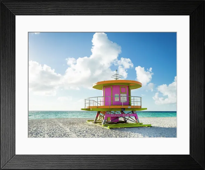 Framed Print : Liefguard hut, South Miami Beach, Miami, Florida, USA Framed Print : Liefguard hut, South Miami Beach, Miami, Florida, USA