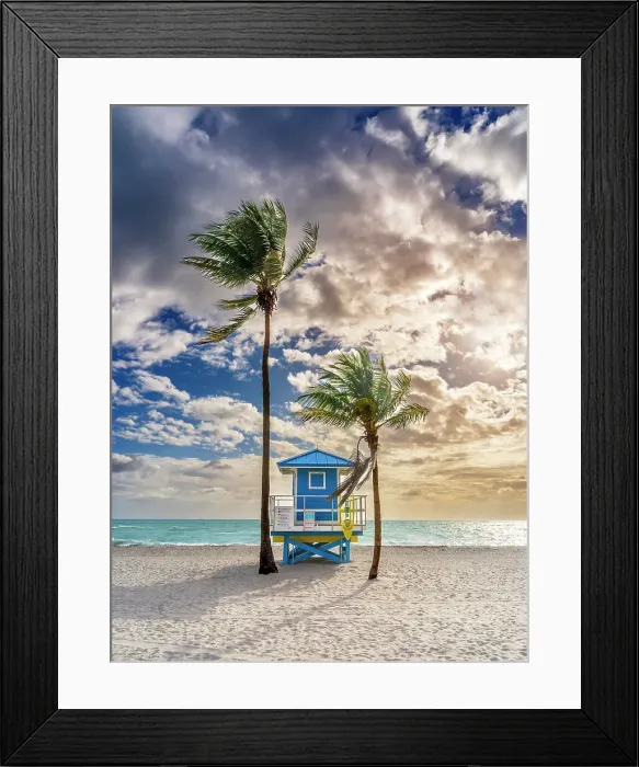 Framed Print : Hollywood Beach Early Morning Miami Beach, Florida, USA Framed Print : Hollywood Beach Early Morning Miami Beach, Florida, USA