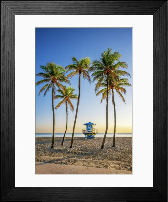 Framed Print : Sunrise, early Morning, Hollywood Beach Miami, Florida, USA Framed Print : Sunrise, early Morning, Hollywood Beach Miami, Florida, USA