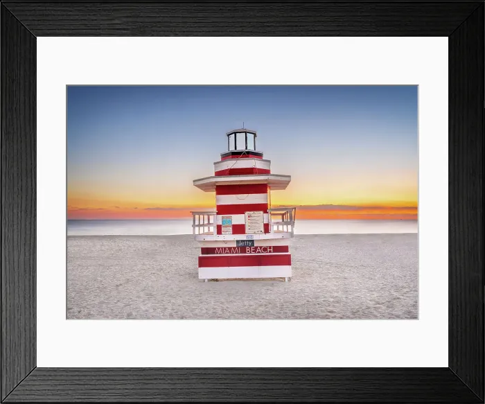 Framed Print : Liefguard hut, South Miami Beach, Miami, Florida, USA Framed Print : Liefguard hut, South Miami Beach, Miami, Florida, USA