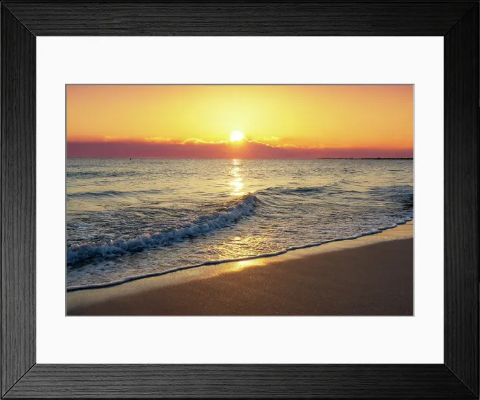 Framed Print : Sunrise Miami Beach, early morning South Miami Beach, Florida, USA Framed Print : Sunrise Miami Beach, early morning South Miami Beach, Florida, USA