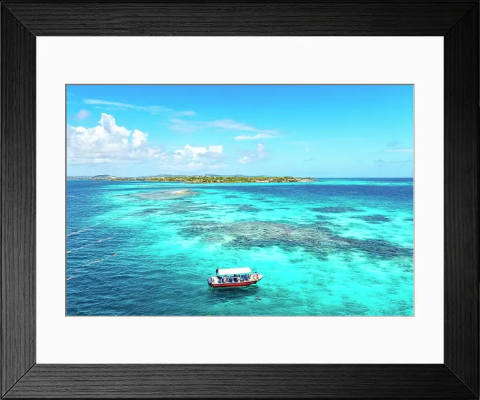 Framed Print : Tourists admiring the coral reef and turquoise sea during a boat trip, aerial view, Antigua, Antigua & Barbuda, Caribbean Framed Print : Tourists admiring the coral reef and turquoise sea during a boat trip, aerial view, Antigua, Antigua & Barbuda, Caribbean