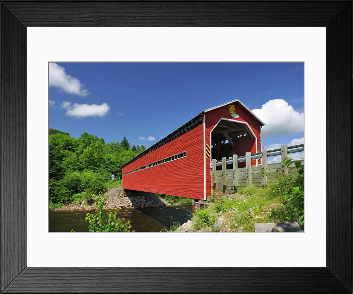 Framed Print : Red covered bridge (Pont Louis-Gravel) crossing the Riviere Sainte-Marguerite, Quebec, Canada Framed Print : Red covered bridge (Pont Louis-Gravel) crossing the Riviere Sainte-Marguerite, Quebec, Canada