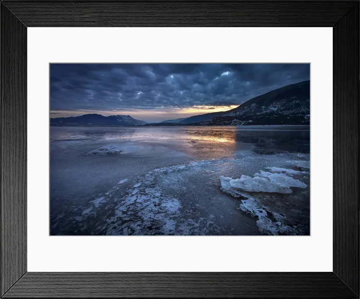 Framed Print : Salmon Arm, British Columbia, Canada Framed Print : Salmon Arm, British Columbia, Canada