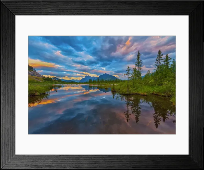 Framed Print : Reflection of Mt. Rundle and Vermilion Lakes at sunset, Banff National Park, Alberta, Canada Framed Print : Reflection of Mt. Rundle and Vermilion Lakes at sunset, Banff National Park, Alberta, Canada