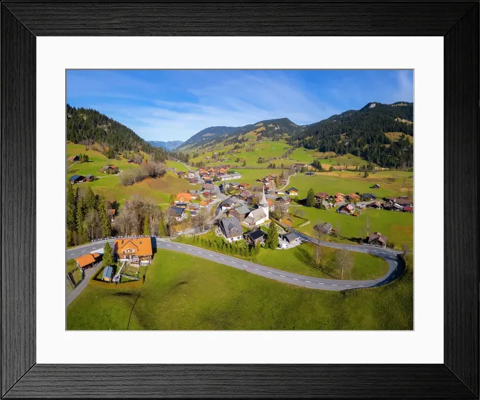 Framed Print : Gsteig bei Gstaad, Berner Oberland, Switzerland Framed Print : Gsteig bei Gstaad, Berner Oberland, Switzerland