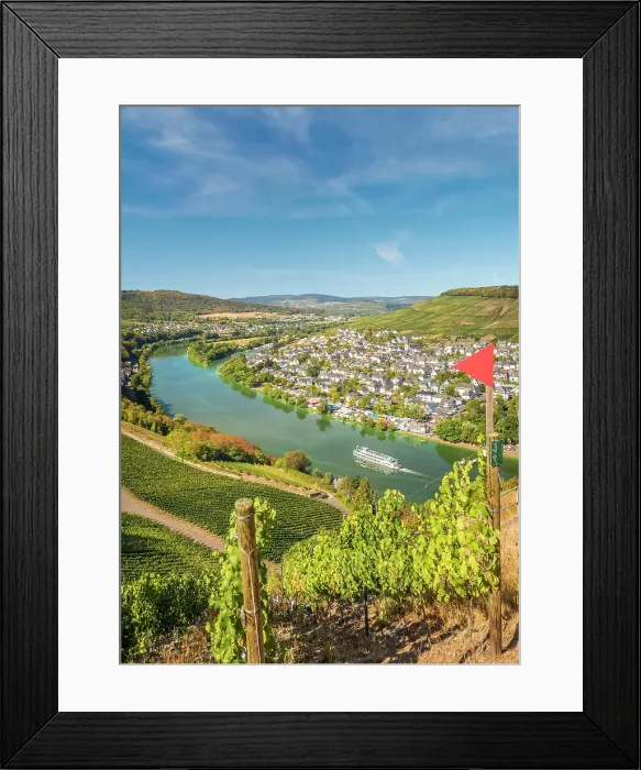 Framed Print : View from the vineyards near the Landshut castle ruins to the Moselle and Bernkastel-Kues, Moselle, Rhineland-Palatinate, Germany Framed Print : View from the vineyards near the Landshut castle ruins to the Moselle and Bernkastel-Kues, Moselle, Rhineland-Palatinate, Germany