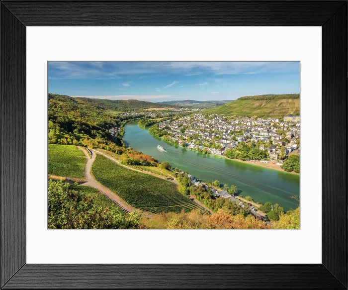 Framed Print : View from the vineyards near the Landshut castle ruins to the Moselle and Bernkastel-Kues, Moselle, Rhineland-Palatinate, Germany Framed Print : View from the vineyards near the Landshut castle ruins to the Moselle and Bernkastel-Kues, Moselle, Rhineland-Palatinate, Germany