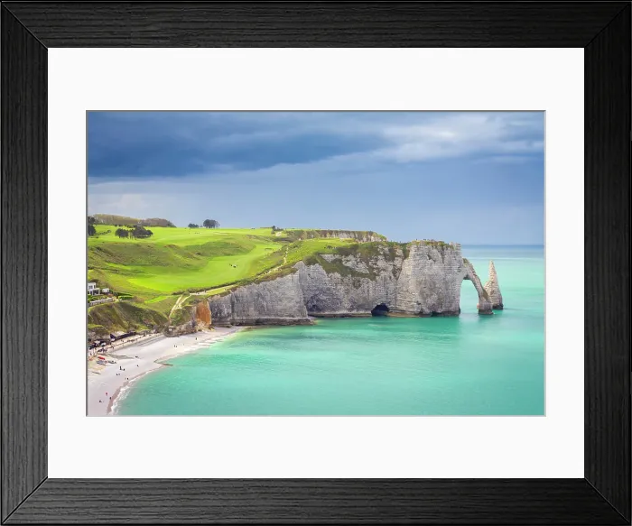 Framed Print : Etretat, Octeville sur Mer, Le Havre, Seine Maritime, Normandy, France Framed Print : Etretat, Octeville sur Mer, Le Havre, Seine Maritime, Normandy, France