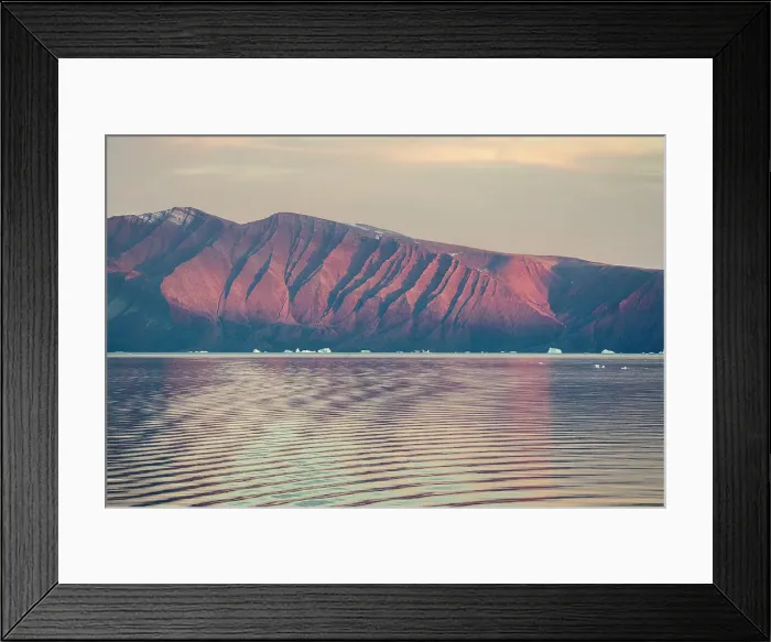 Framed Print : Wave texture in Eastern Greenland Framed Print : Wave texture in Eastern Greenland