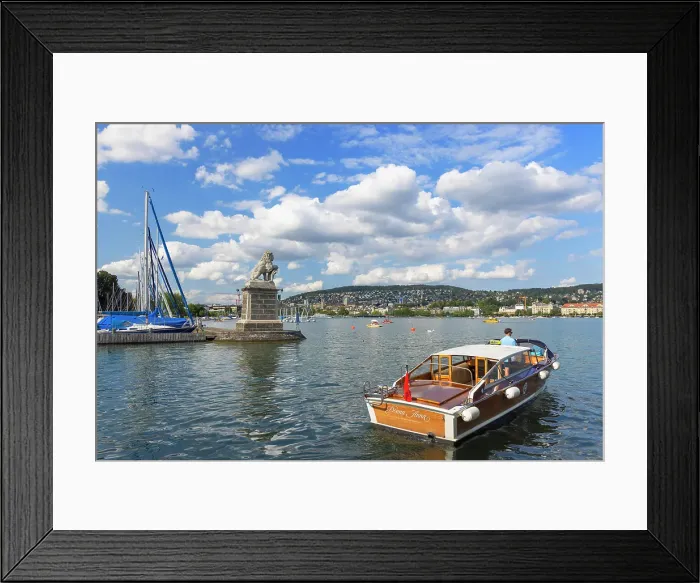Framed Print : Water taxi on Lake Zurich, Zurich, Switzerland