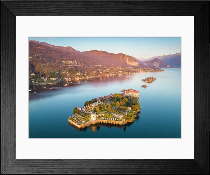 Framed Print : Borromean Islands, Stresa, Lago Maggiore, Verbano Cusio Ossola district, Piedmont, Italy Framed Print : Borromean Islands, Stresa, Lago Maggiore, Verbano Cusio Ossola district, Piedmont, Italy