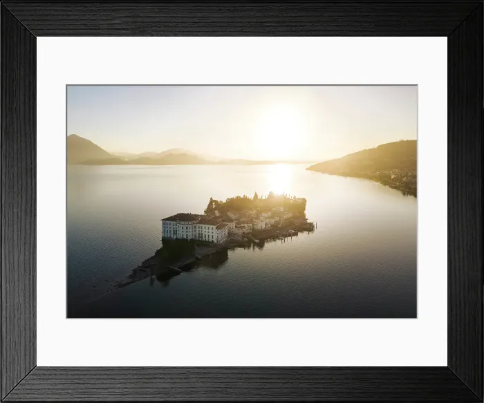 Framed Print : Borromean Islands, Stresa, Lago Maggiore, Verbano Cusio Ossola district, Piedmont, Italy Framed Print : Borromean Islands, Stresa, Lago Maggiore, Verbano Cusio Ossola district, Piedmont, Italy