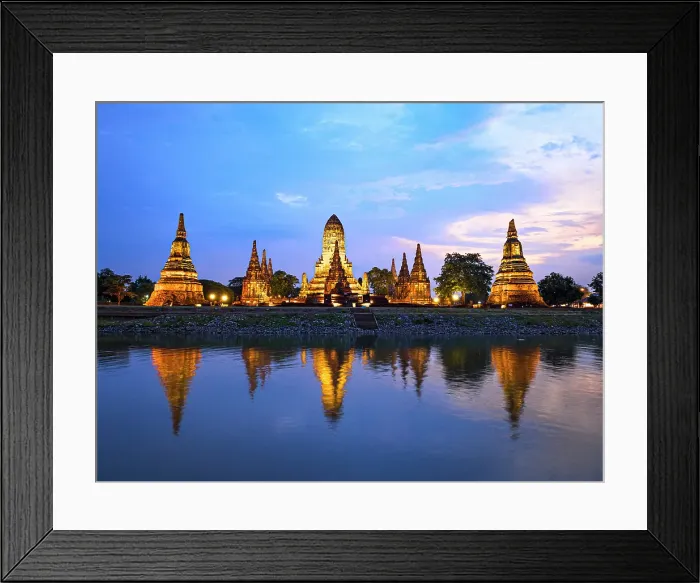 Framed Print : Wat Chai Wattanaram buddhist temple mirrored in water at dawn, Ayutthaya, Thailand