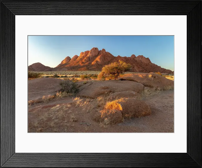 Framed Print : Ancient granite mountains and boulders, Spitzkoppe, Namib Desert, Namibia Framed Print : Ancient granite mountains and boulders, Spitzkoppe, Namib Desert, Namibia
