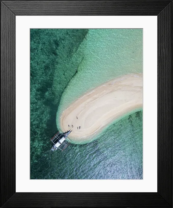Framed Print : Banka boat on a Sandbar near the Gigantes Islands, Iloilo Province, Western Visayas, Philippines