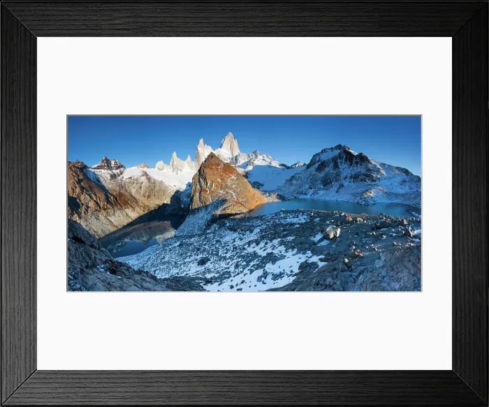 Framed Print : Fitzroy peak and the Laguna de Lose Tres lake, Patagonia, Argentina Framed Print : Fitzroy peak and the Laguna de Lose Tres lake, Patagonia, Argentina