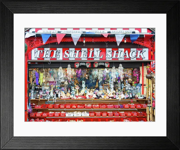 Framed Print : The seashells on sale in Scarborough harbour, North Yorkshire, England Framed Print : The seashells on sale in Scarborough harbour, North Yorkshire, England
