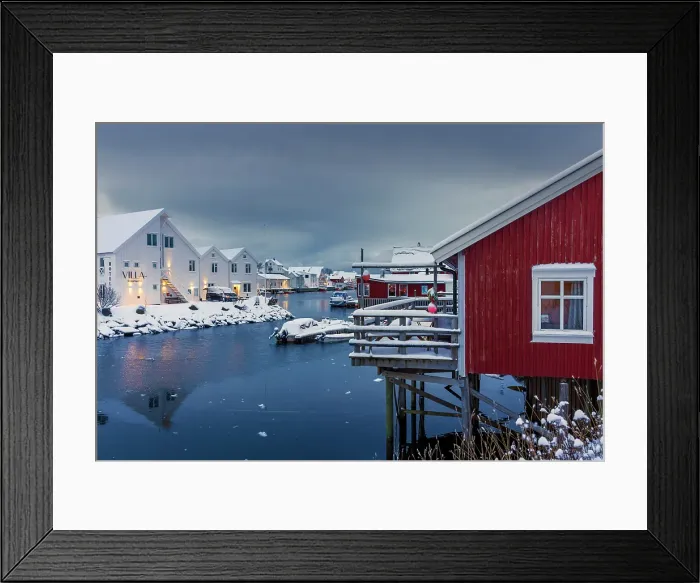 Framed Print : A red hut called Rorbuer (ancient fishermen's houses), Henningsvaer in Lofoten islands, Norway Framed Print : A red hut called Rorbuer (ancient fishermen's houses), Henningsvaer in Lofoten islands, Norway